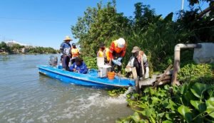 Tim patroli susuri sungai
